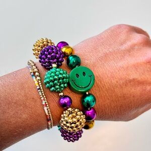MARDI GRAS Beads Bracelets 2 Pc Bracelet Set Stretchy Smiley Face Chunky Beads